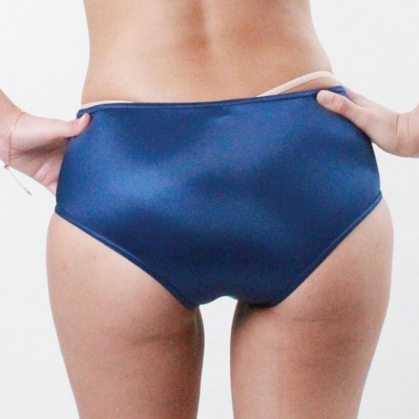 �t�m�h�r�d�w�@����X�g���b�`�[�^���C������u���}�@�l�C�r�[